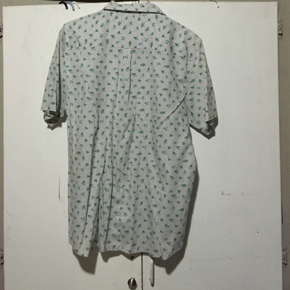 Floral button down - Picture 2 of 4