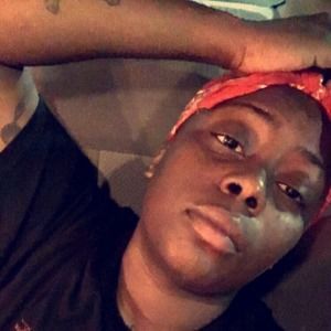 Meet your Posher, Malika