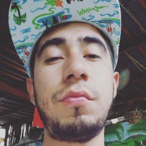 Meet your Posher, Dennis