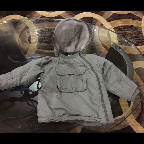 Toddler 12-18 mo winter coat with detachable hood