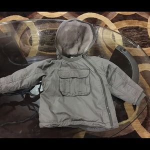 Toddler 12-18 mo winter coat with detachable hood