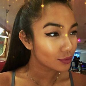 Meet your Posher, Bea