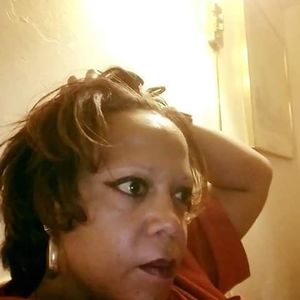 Meet your Posher, Deonecha