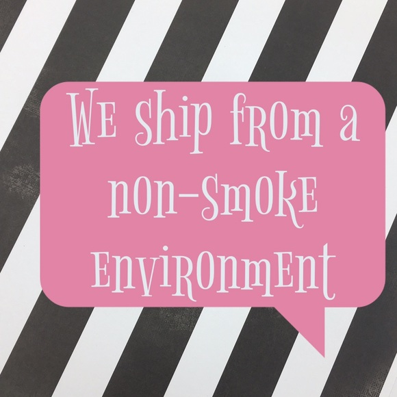 🌸5/$25🌸 Black or Gray Chunky Knit Circle Scarf - Picture 4 of 5