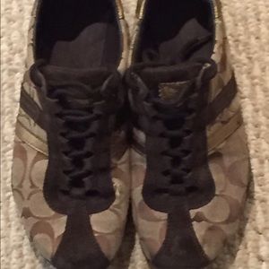 Women's brown coach sneakers ❤️