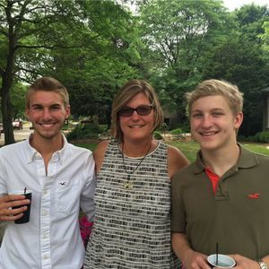 Meet your Posher, Lynne