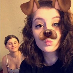 Meet your Posher, Dixee