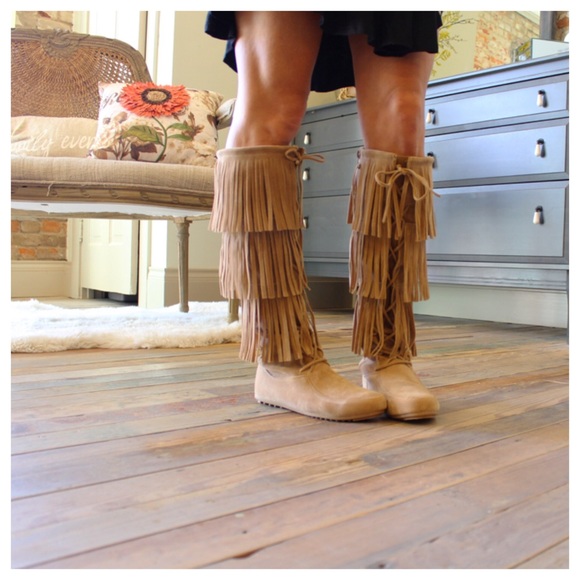 Tan Fringe Moccasin Lace Up Boots - Picture 2 of 4