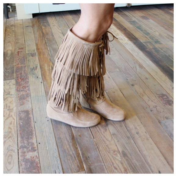 Tan Fringe Moccasin Lace Up Boots - Picture 3 of 4