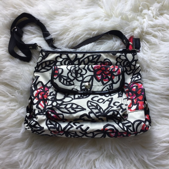 Coach Handbags - FLASH SALE💖 RARE FLORAL PRINT CROSSBODY