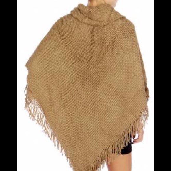 Fashion forward tan 2 button cape - Picture 2 of 4