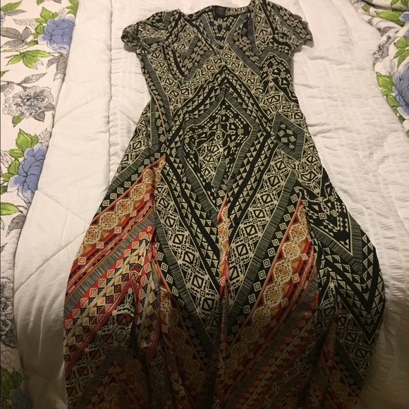 Cool printed, floor length dress