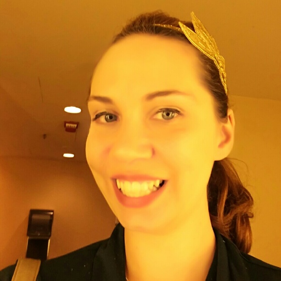 Meet your Posher, Stephanie