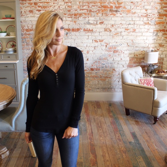 Tops - Black button neck ribbed long sleeve top