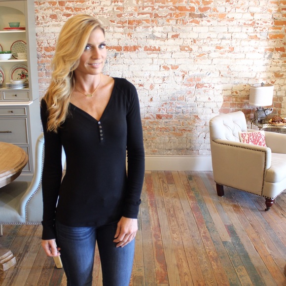 Black button neck ribbed long sleeve top - Picture 2 of 4
