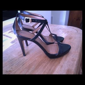 Banana Republic. Only have worn around house.