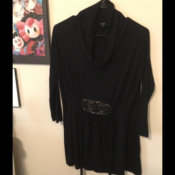 Black, beaded top- M