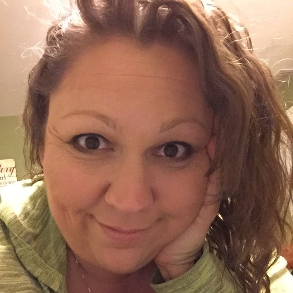 Meet your Posher, Kim - Picture 1 of 1