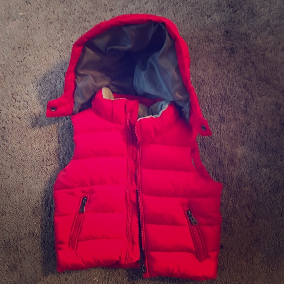 Zara puffer vest - Picture 1 of 2