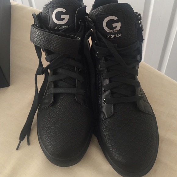 New G by Guess Hi-top