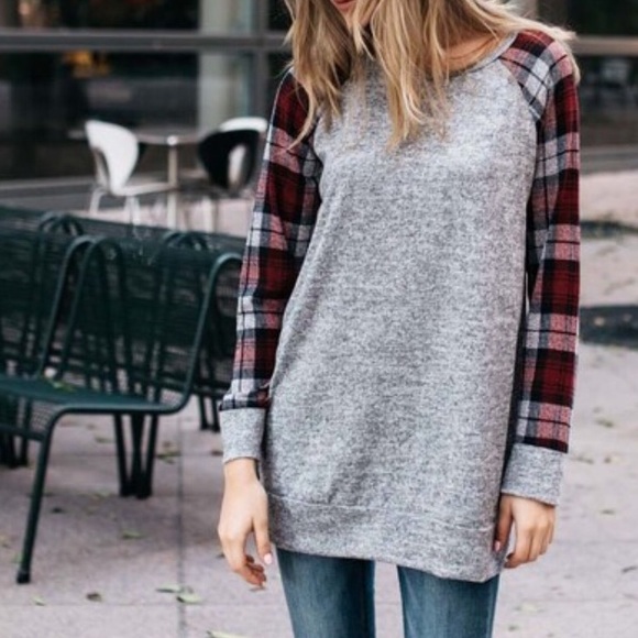 Hacci Knit plaid Sequin Top - Picture 3 of 3