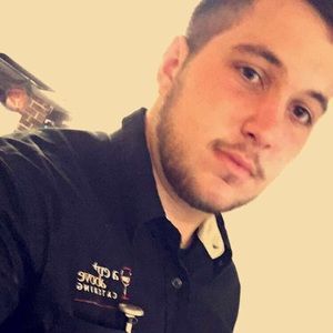 Meet your Posher, Kyle