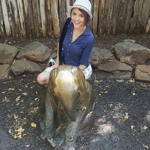 Meet your Posher, Michelle