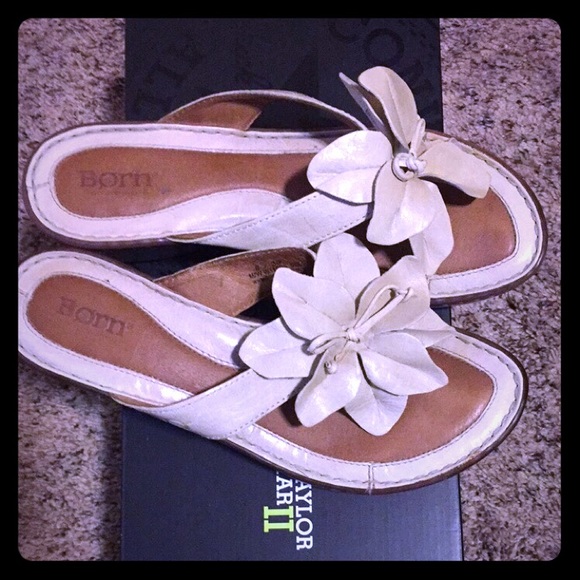 Born sandals size 8
