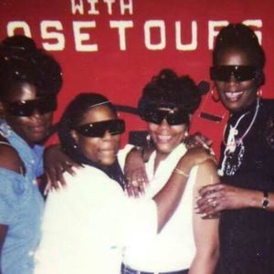 Meet your Posher, Satara