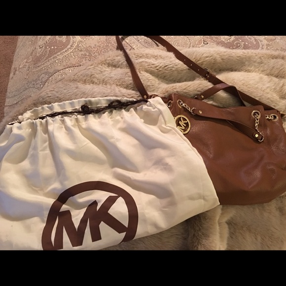 Michale Kors Crossbody
