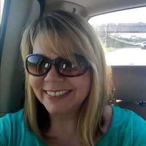 Meet your Posher, Tracy