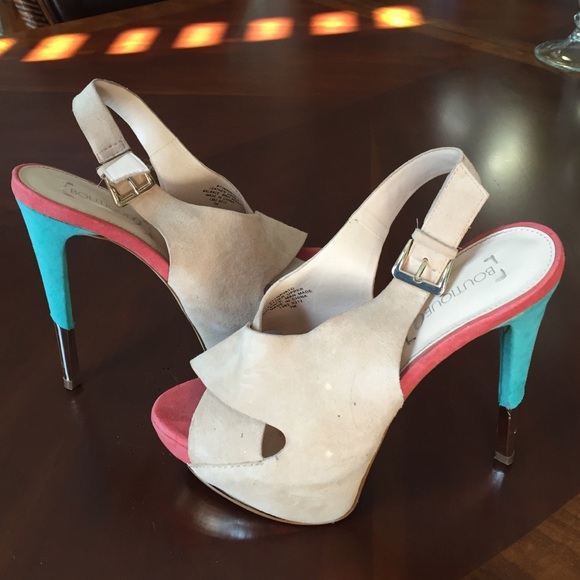 Boutique 9 Three tone suede platform sandal