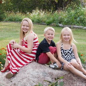 Meet your Posher, Hilary