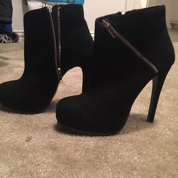 Steve Madden Booties