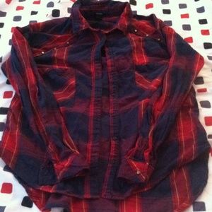 🌸 F21 Button Up Shirt | S