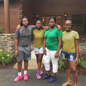 Meet your Posher, Corlette