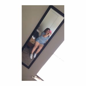 Meet your Posher, Briana