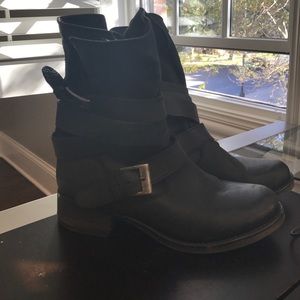 👢Black Steven Madden slouch leather boots