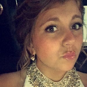 Meet your Posher, Jessica