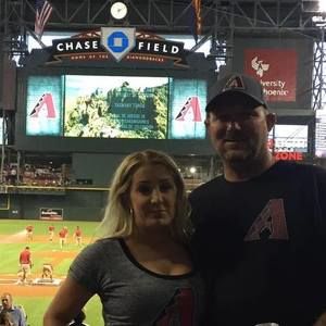 Meet your Posher, Lori