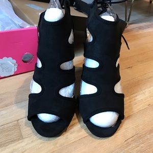 Charlotte Russe Ara Heels