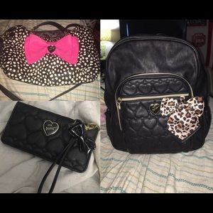 FLASH SALE ✨ Betsey Johnson Bundle ✨