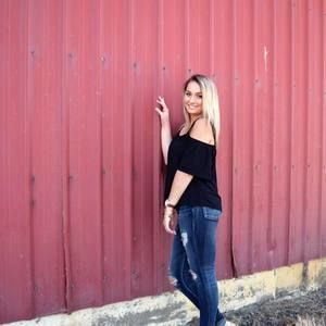 Meet your Posher, Anna