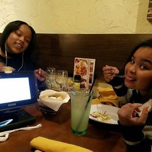 Meet your Posher, Deanna