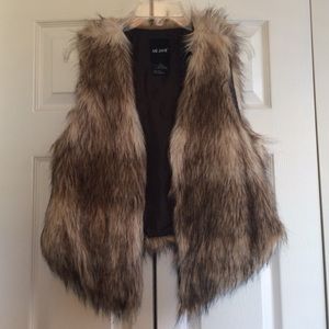 ME JANE fur vest