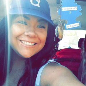 Meet your Posher, Iris