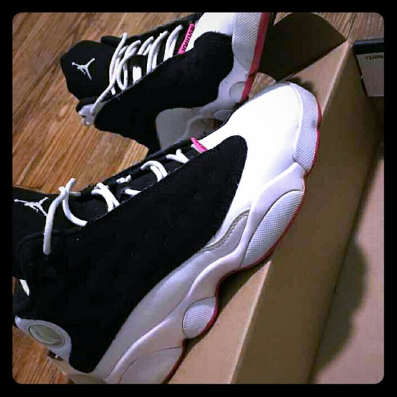 Jordans Hyper Pink 13s