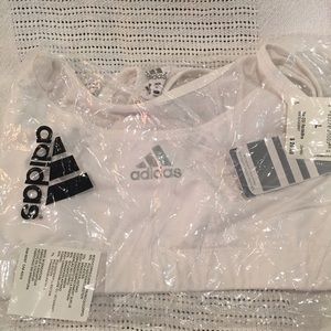 Brand new adidas sports bra size L