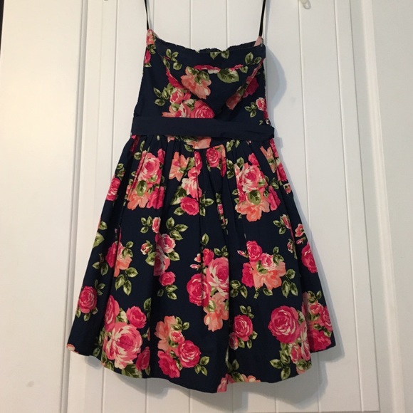 Forever 21 Strapless Mini Dress