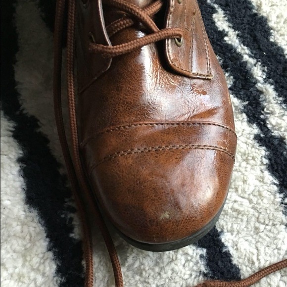 Brown lace up combat boots - Picture 4 of 4